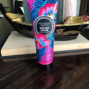 Victoria secret online spring fever